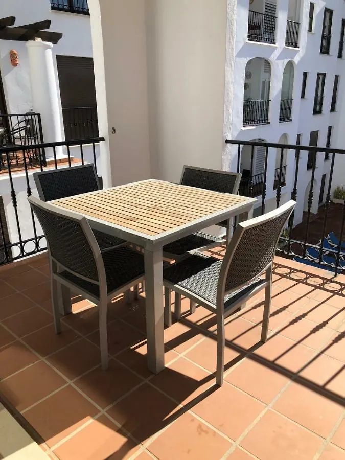 Apartamento Puerto de la Duquesa sea view Manilva