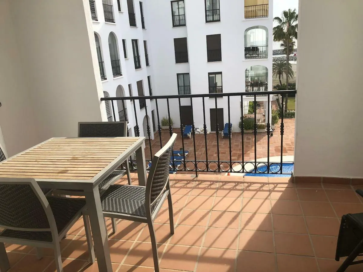 Apartamento Puerto de la Duquesa sea view Manilva